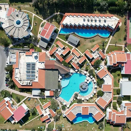 Lydia Maris & Kolymbia