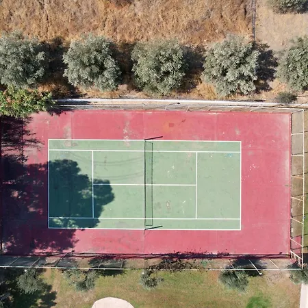 מלון Lydia Maris &