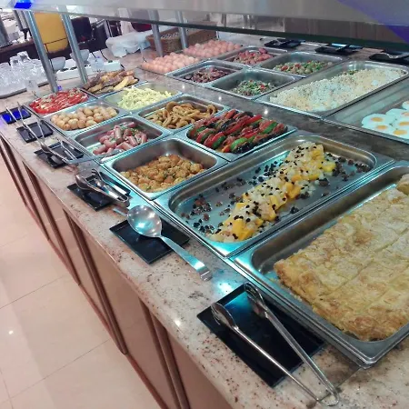 Lydia Maris & Hotel 5*