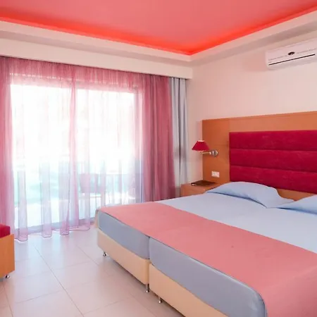 Lydia Maris & Hotel