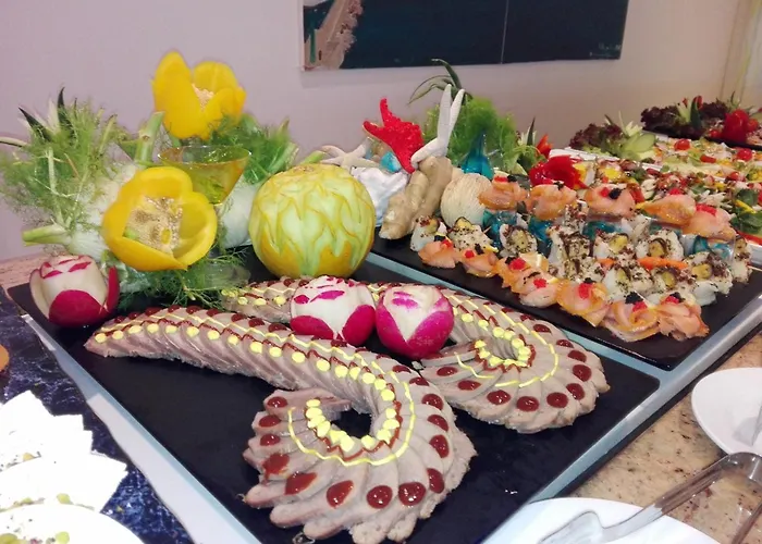 Lydia Maris & קולימביה